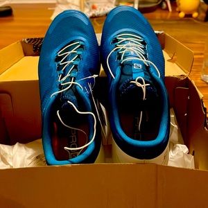 Brand new Solomon sense ride 4 pro trail running shoes